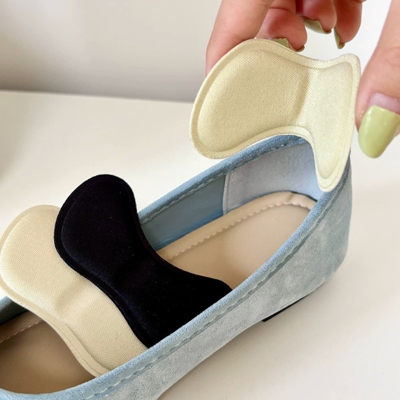 Self-stick Sponge Heel Grips S - огляд і ціна Sneaker Care